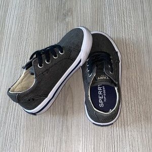 Like new children’s Sperry Top-sider shoe with memory foam